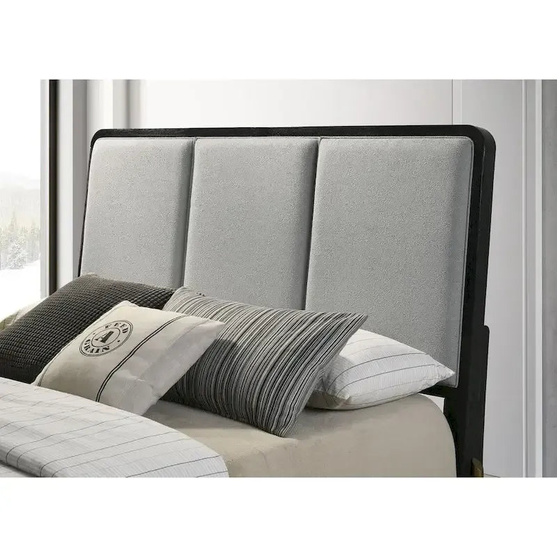 Anser Black and Grey 4-piece Bedroom Set